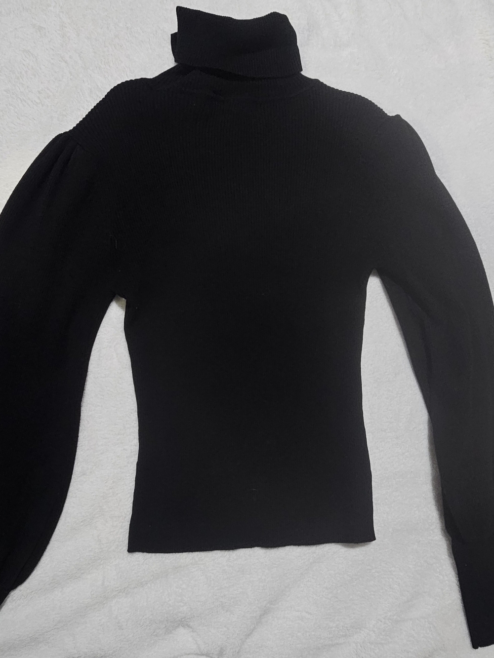 Love Tree Black Turtleneck Puff-Sleeve Sweater